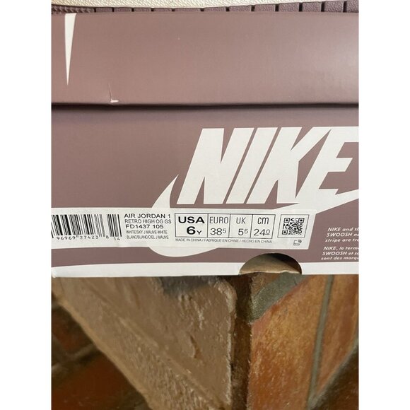 Nike Air Jordan 1 Retro High OG White/Sky/Mauve Sz 6Y FD1437 105 - Picture 4 of 7